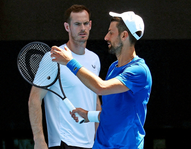 Djokovic - Murray: Từ kỳ phùng địch thủ đến tình thầy trò chóng vánh - Ảnh 1.