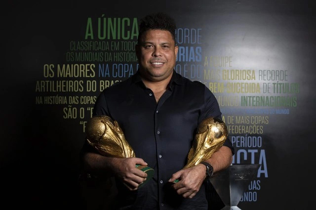 Ronaldo ôm mộng làm sếp lớn