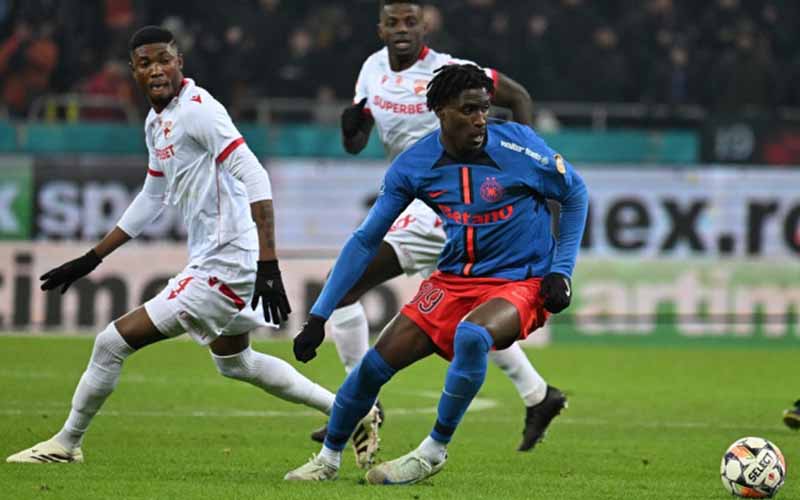 Nhận định, Soi kèo FCSB vs Dinamo Bucuresti 0h30 ngày 6/5: Ba điểm trong tầm tay - Ảnh 1