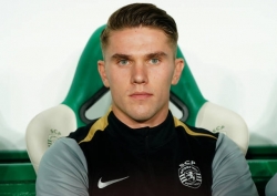 Chán nản Sporting, Arsenal từ bỏ Gyokeres